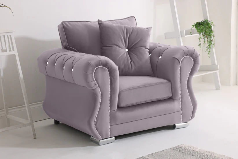 Venice Corner Fullback + Diamonds + Extra Cushions