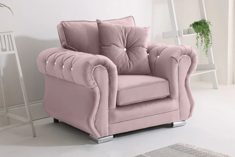 Venice Corner Fullback + Diamonds + Extra Cushions
