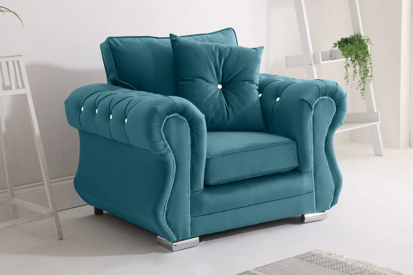 Venice Corner Fullback + Diamonds + Extra Cushions