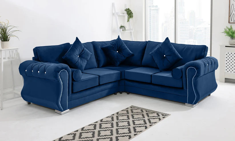 Venice Corner Fullback + Diamonds + Extra Cushions