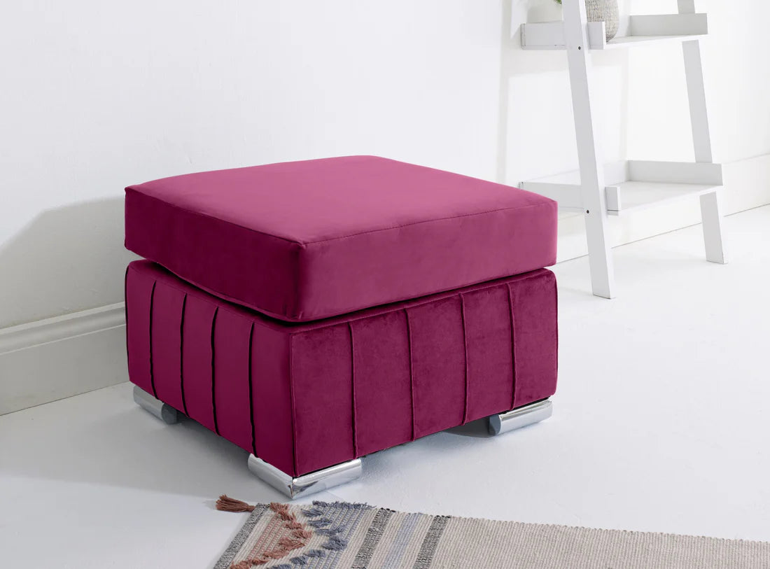 Layla Corner Fullback - 1c2 + Bolster / Buttoned Cushions
