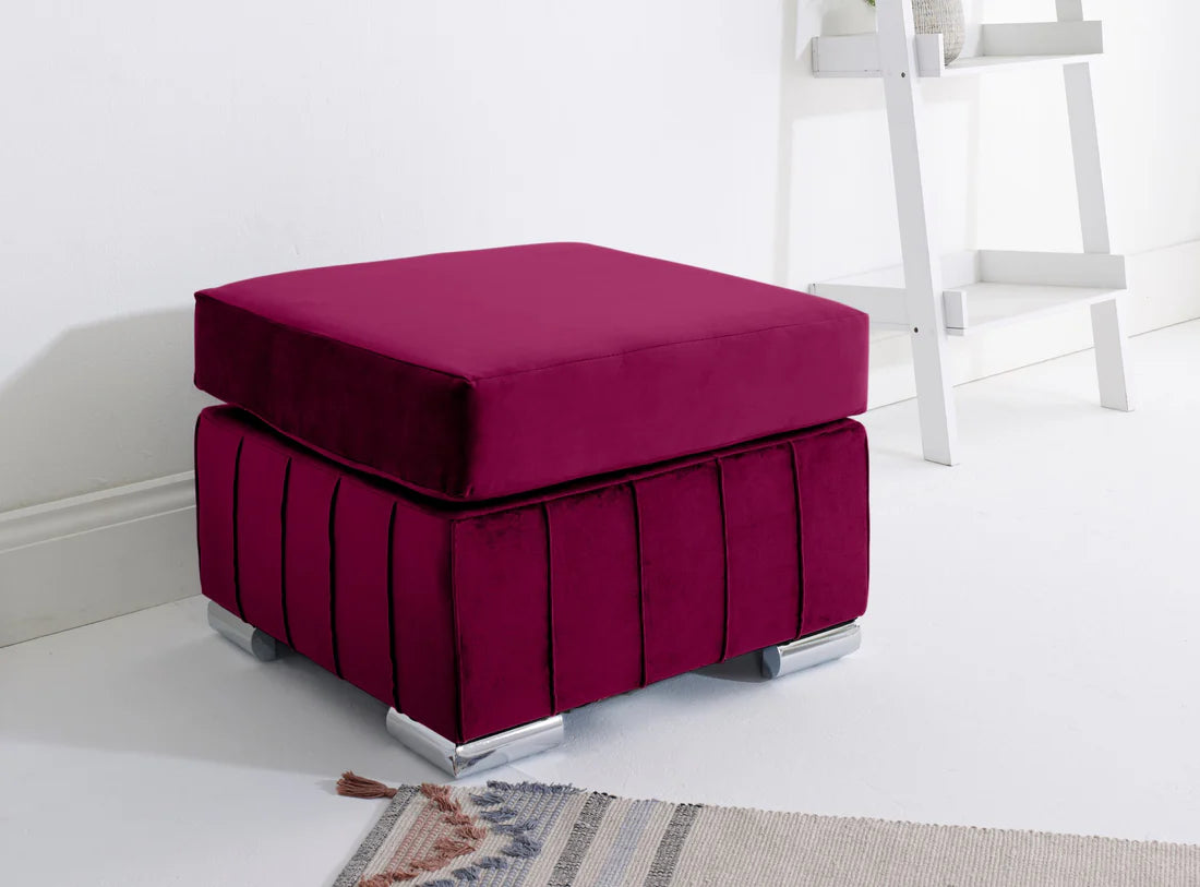 Layla Corner Fullback - 1c2 + Bolster / Buttoned Cushions