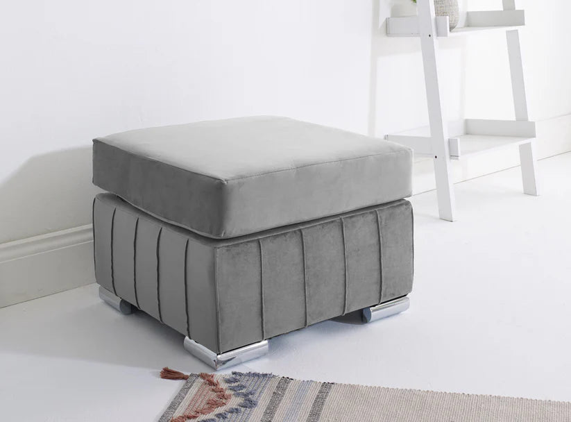 Layla Corner Fullback - 2c1 + Bolster / Buttoned Cushions