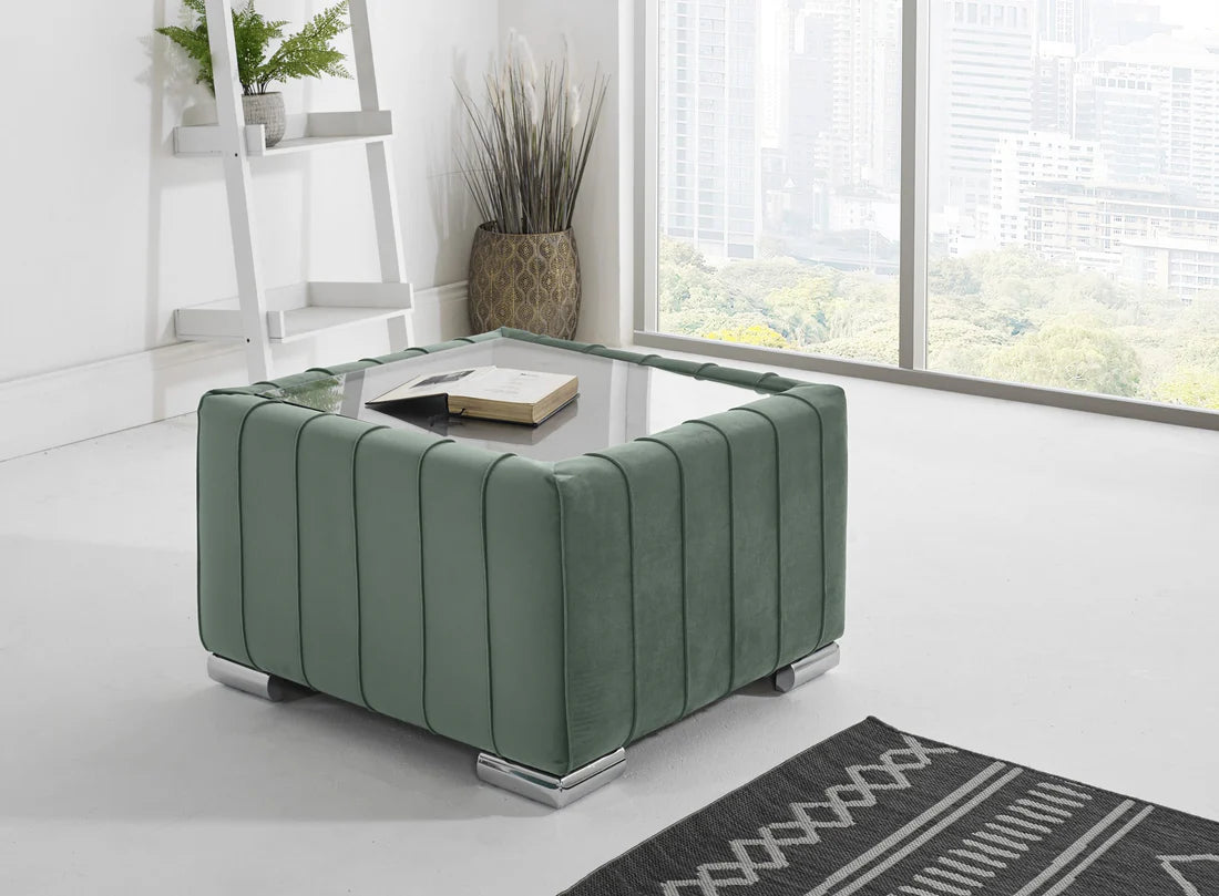 Layla Corner Fullback - 1c2 + Bolster / Buttoned Cushions