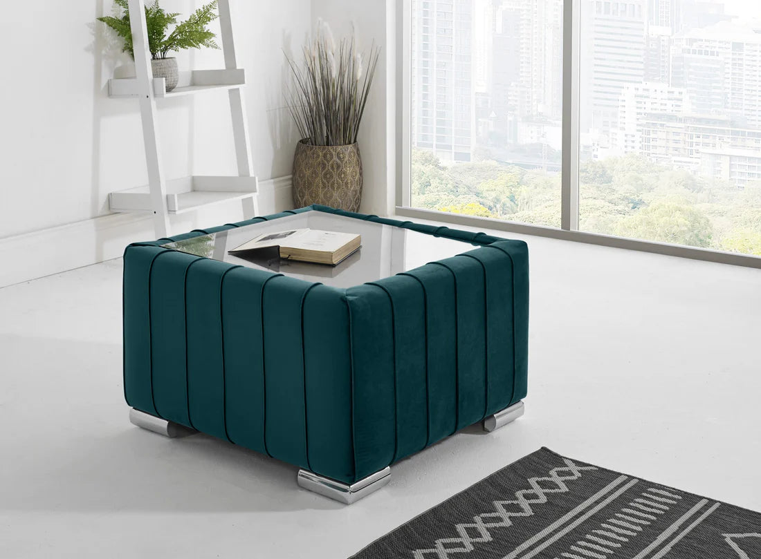 Layla Corner Fullback - 1c2 + Bolster / Buttoned Cushions