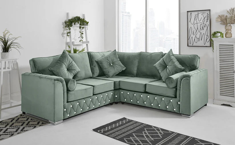 Malibu Corner Fullback - 2c2 + Diamonds+ Bolster / Buttoned Cushions