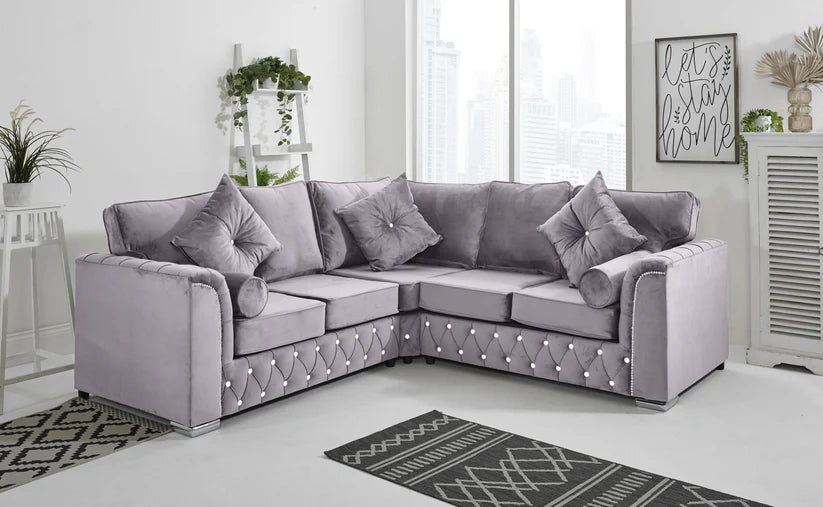 Malibu Corner Fullback - 2c2 + Diamonds+ Bolster / Buttoned Cushions