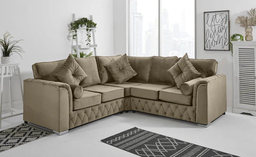Malibu Corner Fullback - 2c2 + Extra Cushions