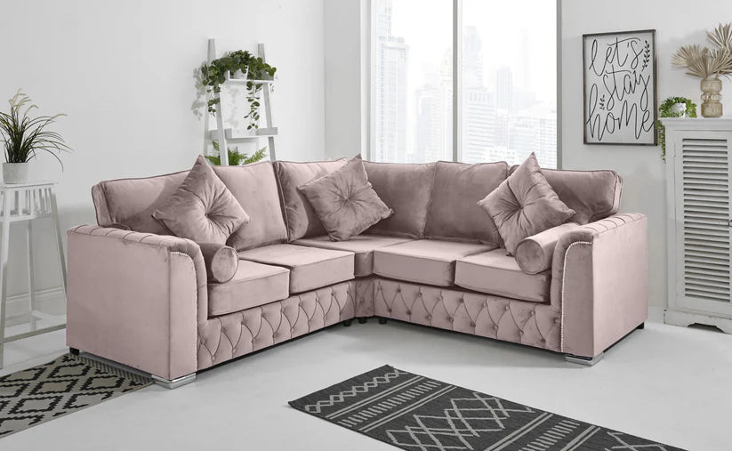 Malibu Corner Fullback - 2c2 + Extra Cushions
