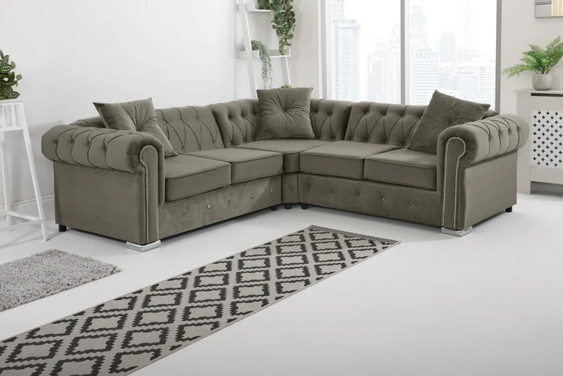 Olympia Chesterfield - Corner