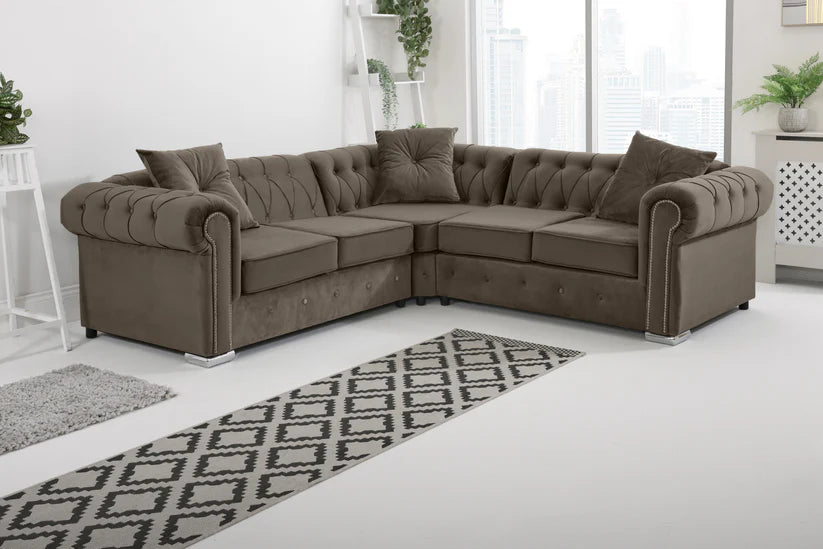 Olympia Chesterfield - Corner