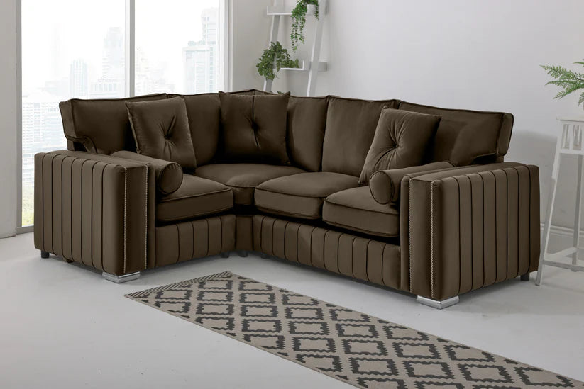 Layla Corner Fullback - 1c2 + Bolster / Buttoned Cushions