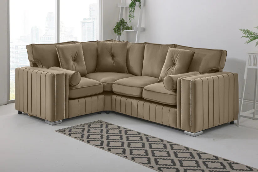 Layla Corner Fullback - 1c2 + Bolster / Buttoned Cushions