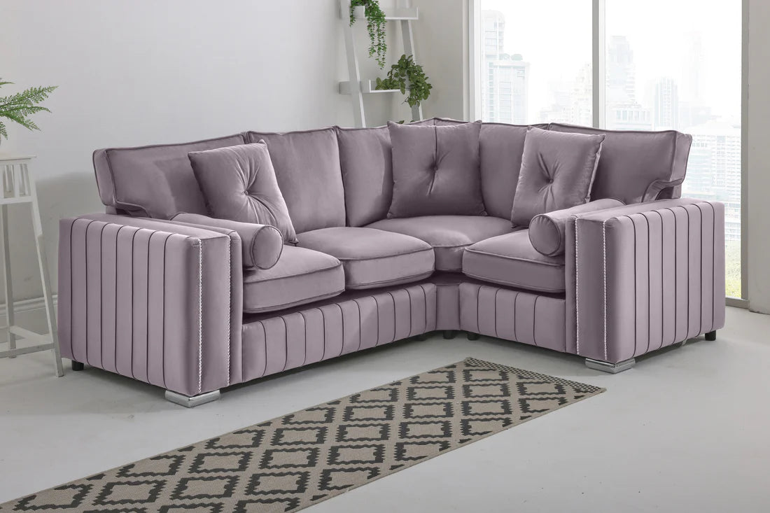 Layla Corner Fullback - 2c1 + Bolster / Buttoned Cushions
