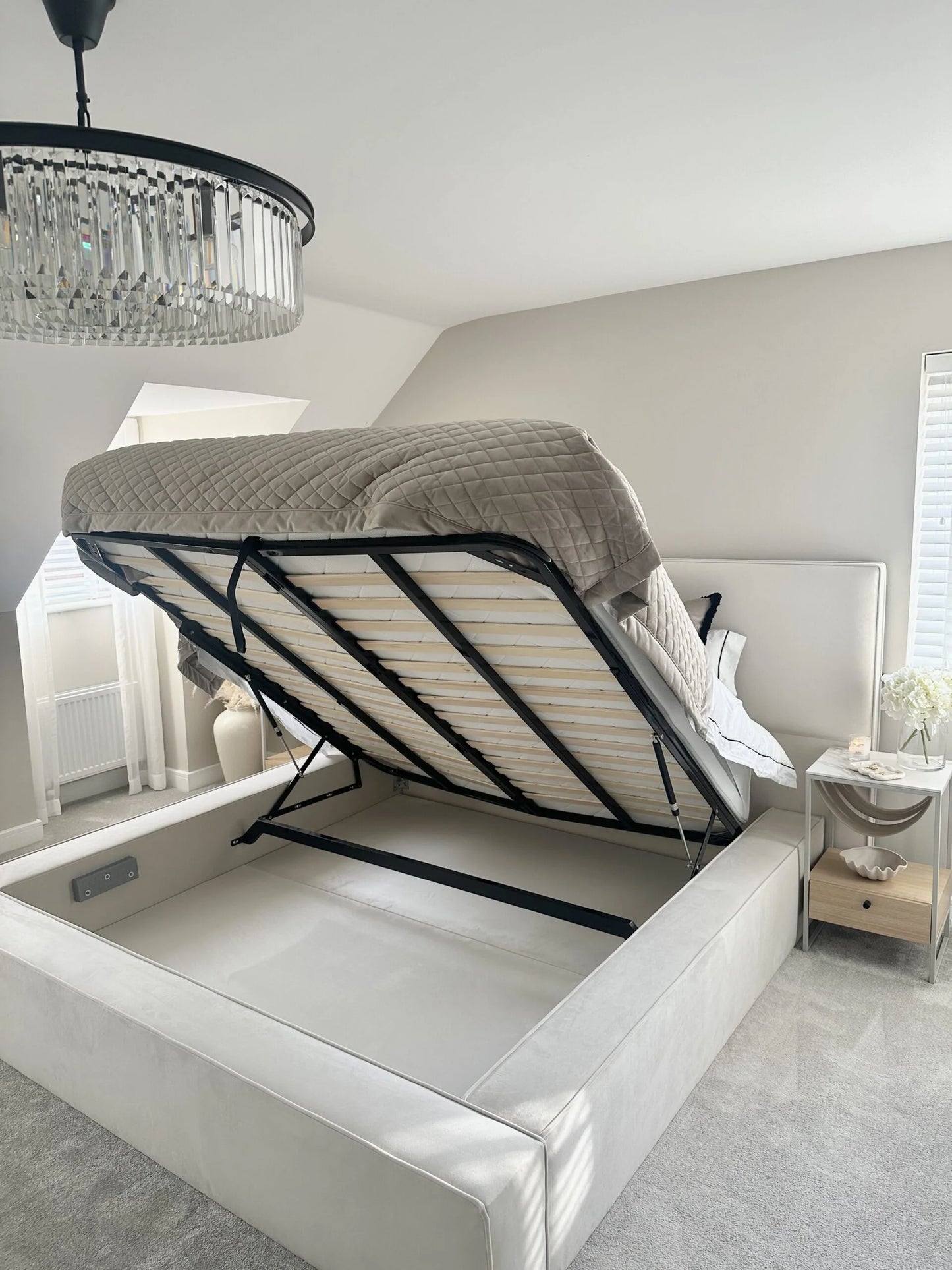 Windsor Bed
