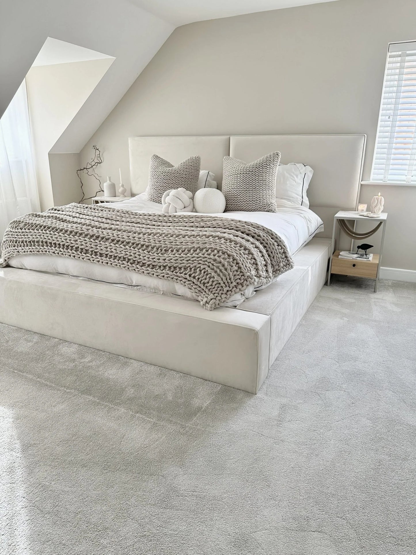 Windsor Bed