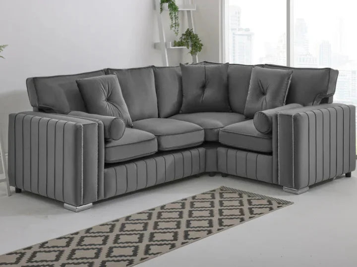 Layla Corner Fullback - 2c1 + Bolster / Buttoned Cushions