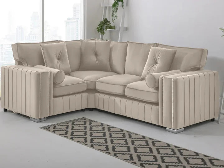 Layla Corner Fullback - 1c2 + Bolster / Buttoned Cushions