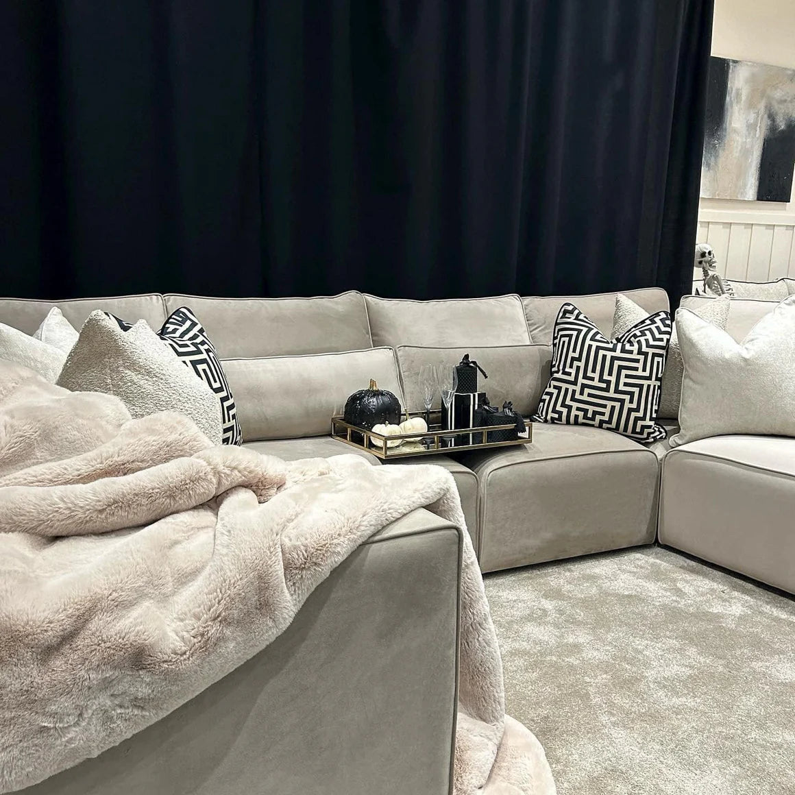 Camden U Shape Sofa Closed End