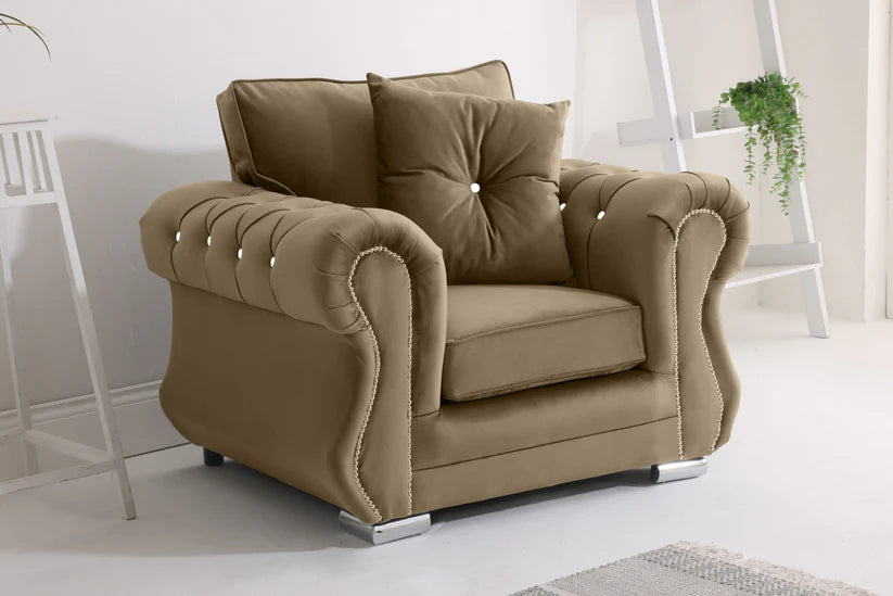 Venice Corner Fullback + Diamonds + Extra Cushions