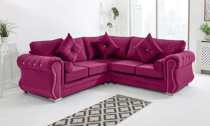 Venice Corner Fullback + Diamonds + Extra Cushions